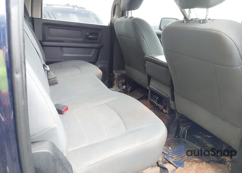 2016 Ram 1500 Express z USA, uszkodzony, nr VIN 1C6RR6KG4GS405035